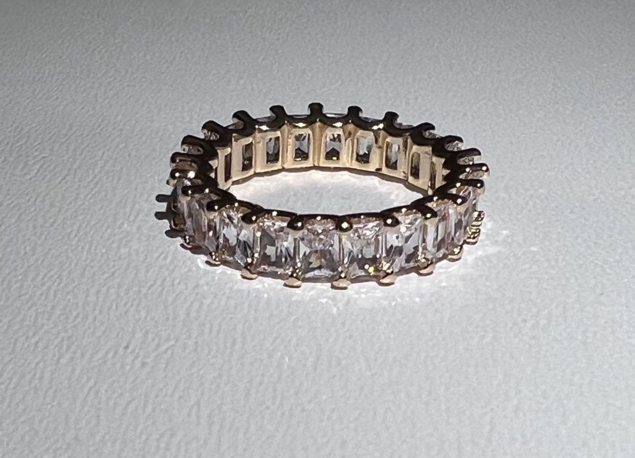 Crystal Ring