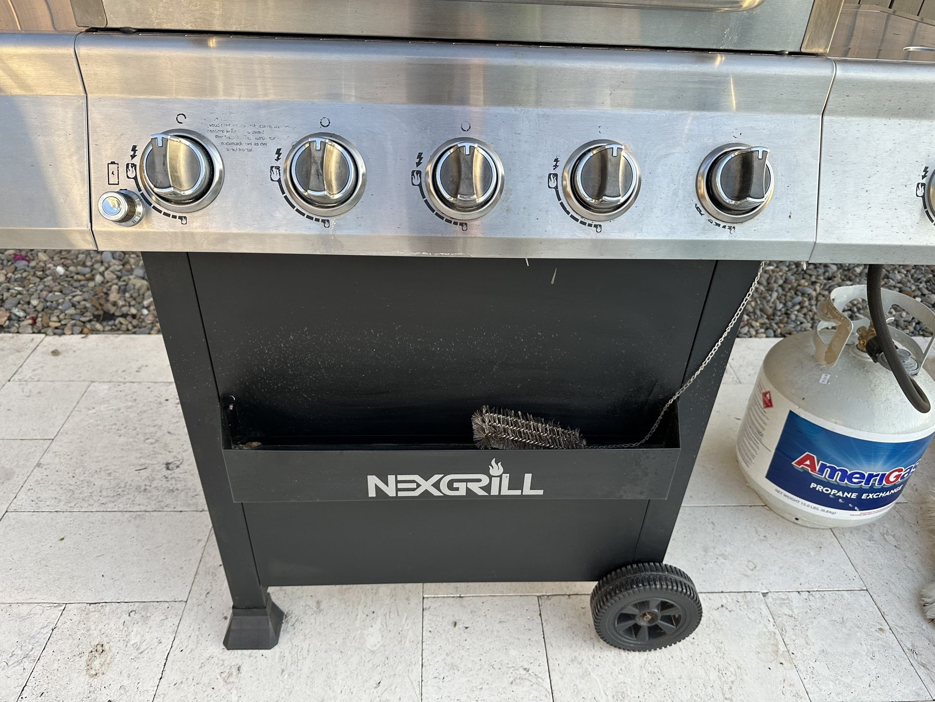 Nexgrill Grill With Cover 