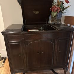 Antique Victrola