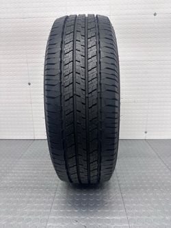 One LikeNew tire Pathfinder 265/70/17 121/118S # 1277