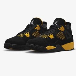 Nike Air Jordan 4 Retro