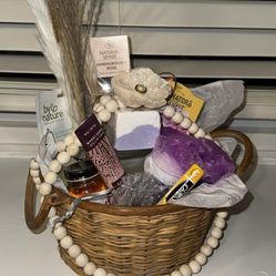 Boho Pampering Spa Gift Basket: Candle, lotion, oil diffuser and more