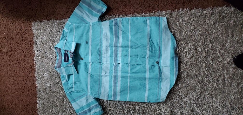 Camisas Usadas Como Nuevas Size 10 A. 12 $5 Las Nuevas $3 LAS USADAS Aprovecha