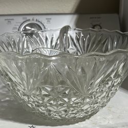 Crystal punch Bowl/6 Cups