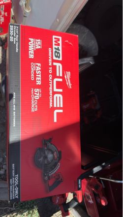 MILWAUKEE TOOL LOT