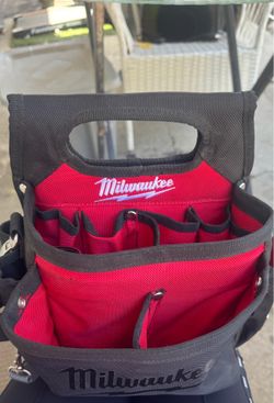 Milwaukee tool holder