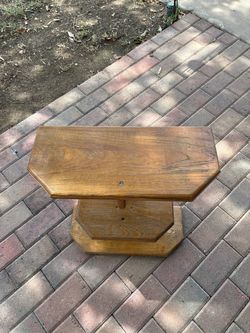 Oak end table