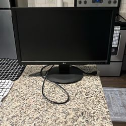 LG 24MB35D-B 24” Widescreen LCD Monitor Black VGA DVI w/ Stand