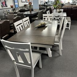 7PC Dining Table Set Extendable On The Side