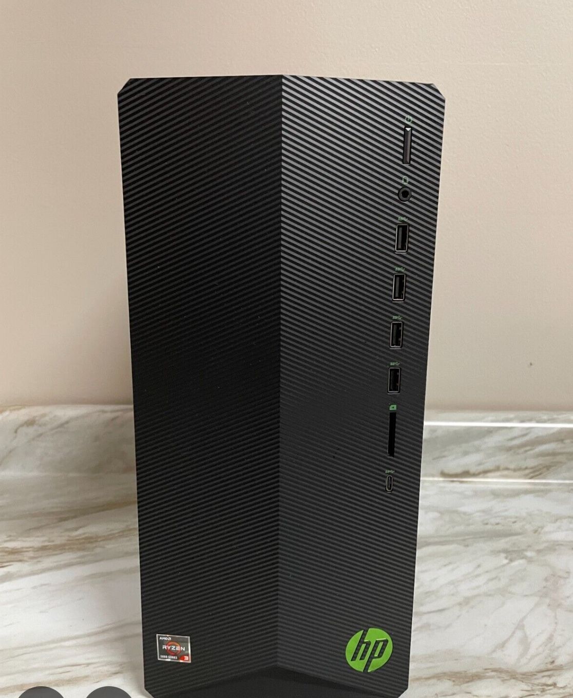 Hp Pavillon gaming computer (send offers)