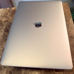MacBook Pro (2019, Intel) 15" • PowerFull Fast Machine Core i9 - 2.3GHz • 512 GB • RAM 16GB • Space Gray Charger included Reset As New Charger include