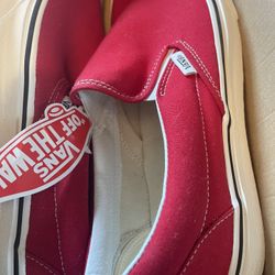 BRAND NEW VANS