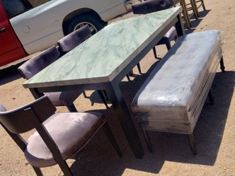 Dining room set