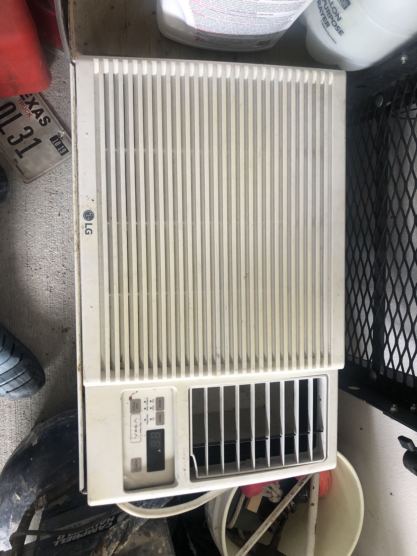 LG. cold and hot air 220 Vtl