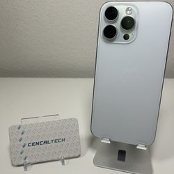 iPhone 15 Pro Max 256gb At&t & Cricket Carrier 94%🔋 Screen crack/scratches; Fully Fuctional #0076