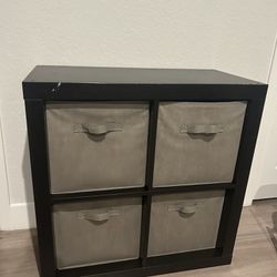 4 Cube Storage Shelf With Inserts