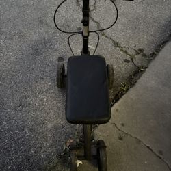 KNEE ROVER SCOOTER FOR INJURED KNEE
