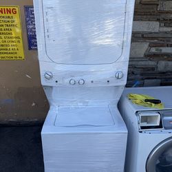 GE high efficiency stackable gas dryer 27βw