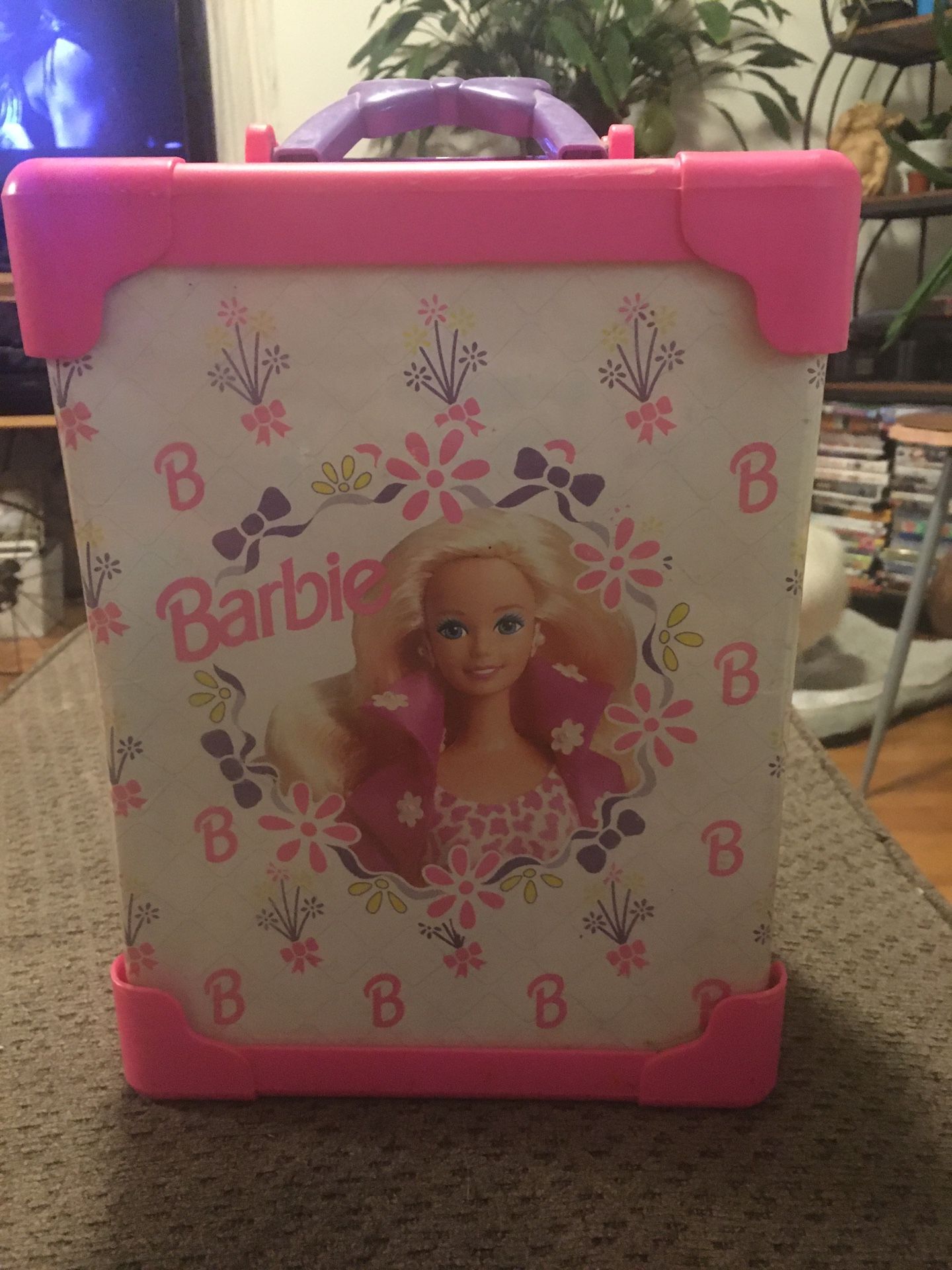 1993 deluxe doll trunk barbie