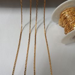 Anchor. Electro Plated Gold Chain. / Anchor. Cadena En Baño De Oro.