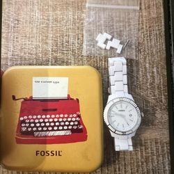 Women’s White Fossil Watch 