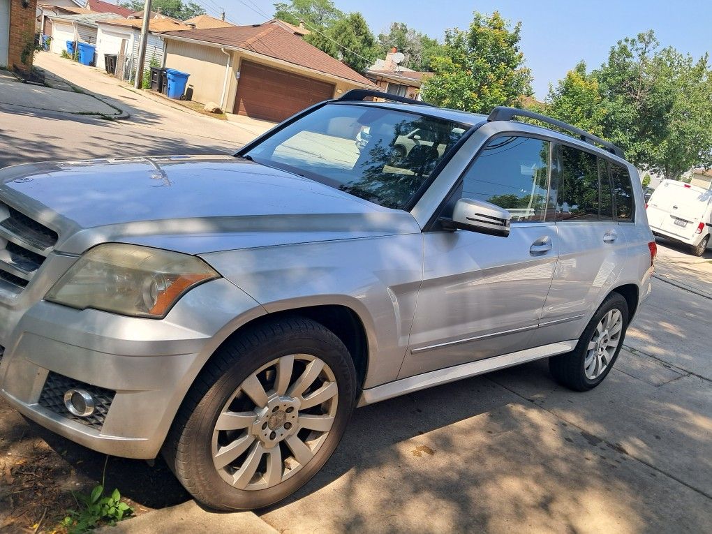 2011 Mercedes-Benz GLK