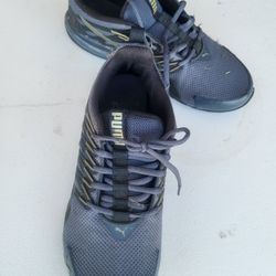 Men size 10 Puma gray tennis shoes