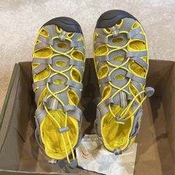 Keen Water Shoes/Sandals 
