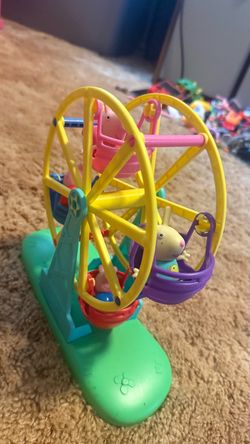 Peppa Pig Ferris Wheel Toy with Figures set check more pictures