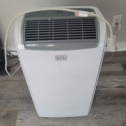 Black+Decker Portable A/C Unit (8,000 BTU + Dehumidifier)