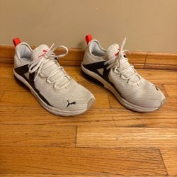 Puma sneakers shoes White, size US 8.5 mens, 391710-04