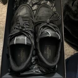 Valentino sneakers black size 42