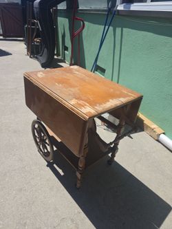 Vintage Colonial Drop Leaf Table