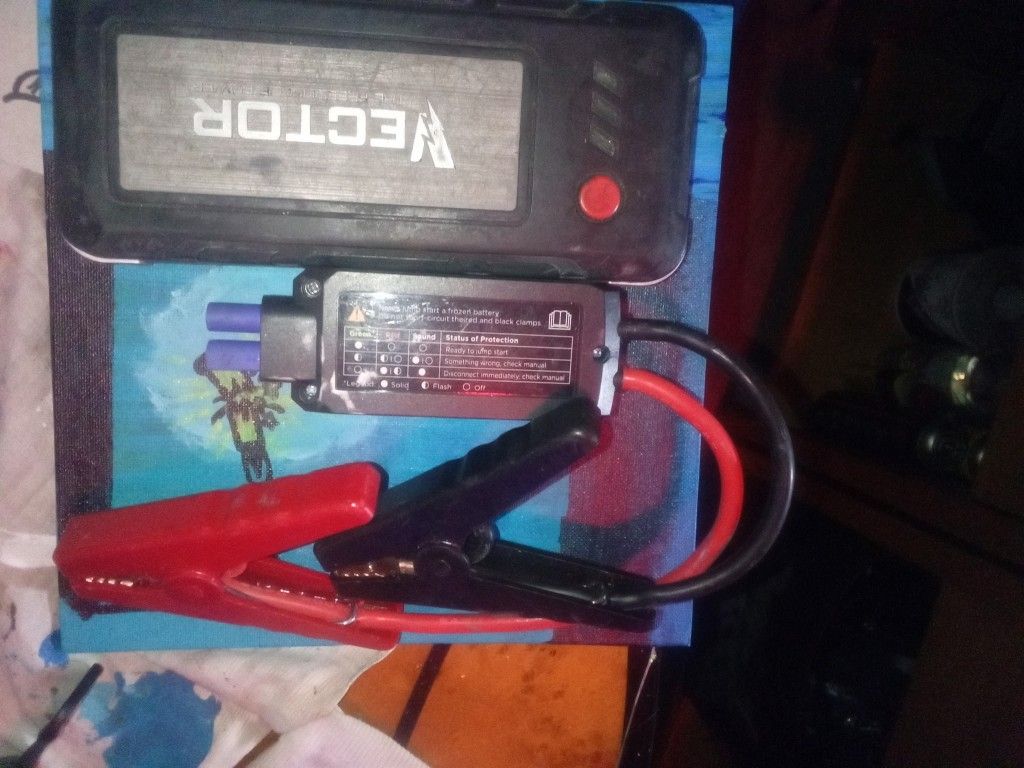 portable battery car jumper