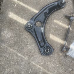 Suspencion parts Nissan versa 12 hasta 19