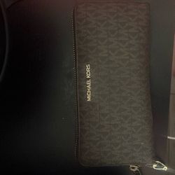 Women Michael Kors Wallet Set 
