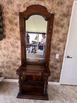 Vintage wood entry way piece