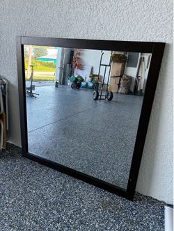 Beautiful square mirror