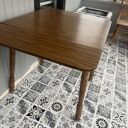 Small Table With Chairs