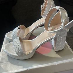 heels size 8