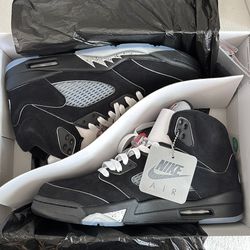 Jordan 5 Black Metallic Reimagined