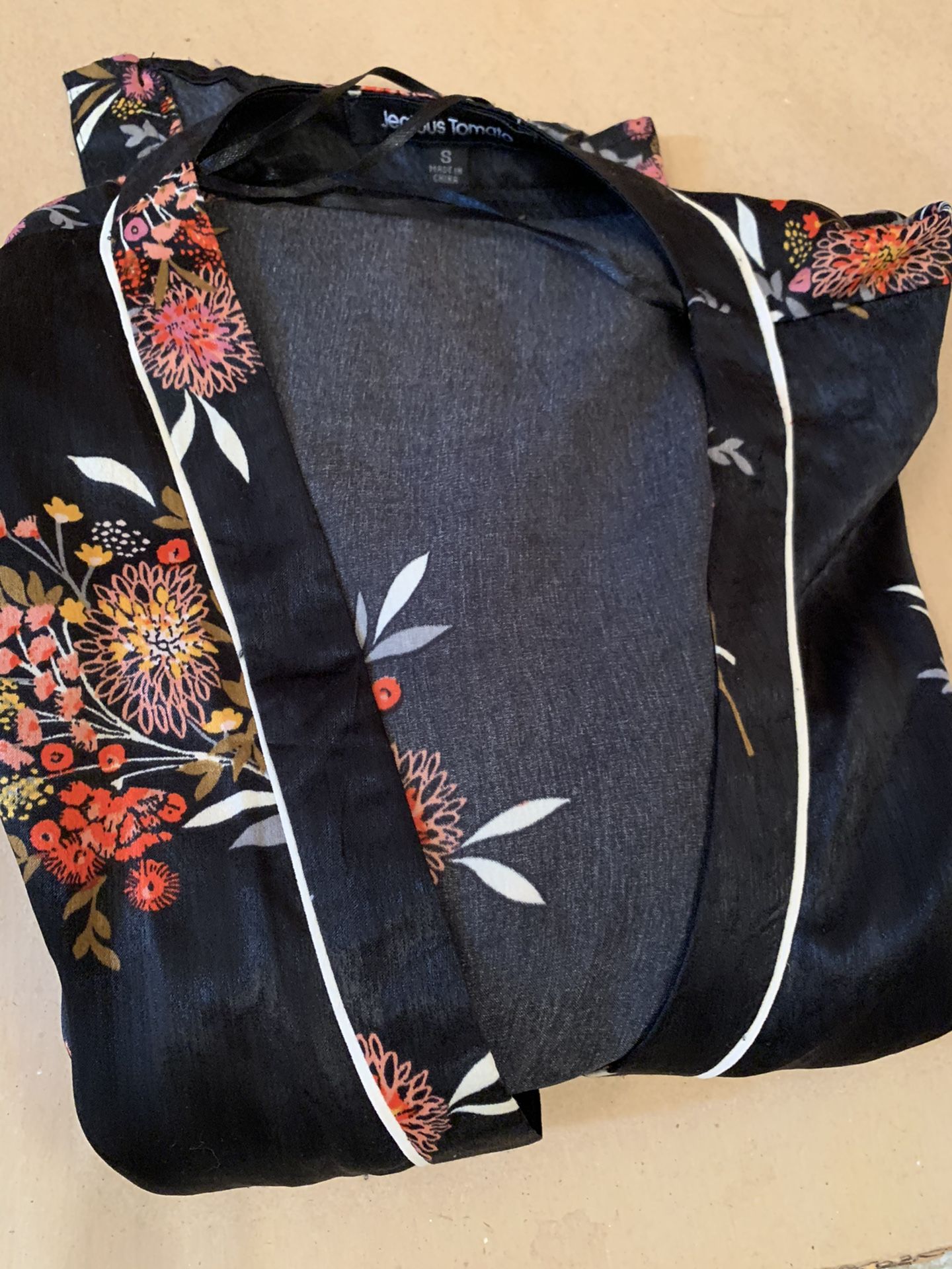 Brand new size 4 night wear