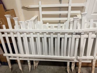 White Vinyl Fence Panels  with gate/ Yard Fence/ Garden Border/ Lawn Fence/
