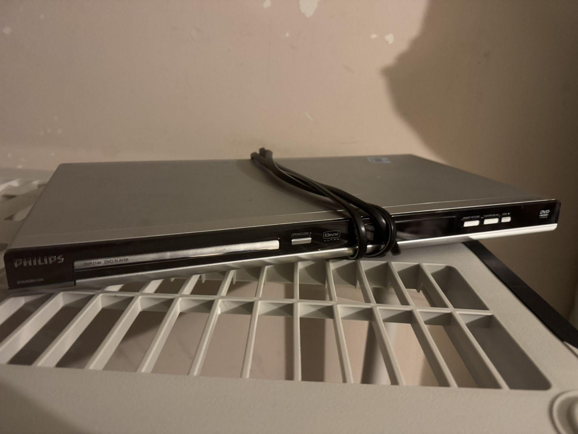 Philips DVP5140 DVD Player