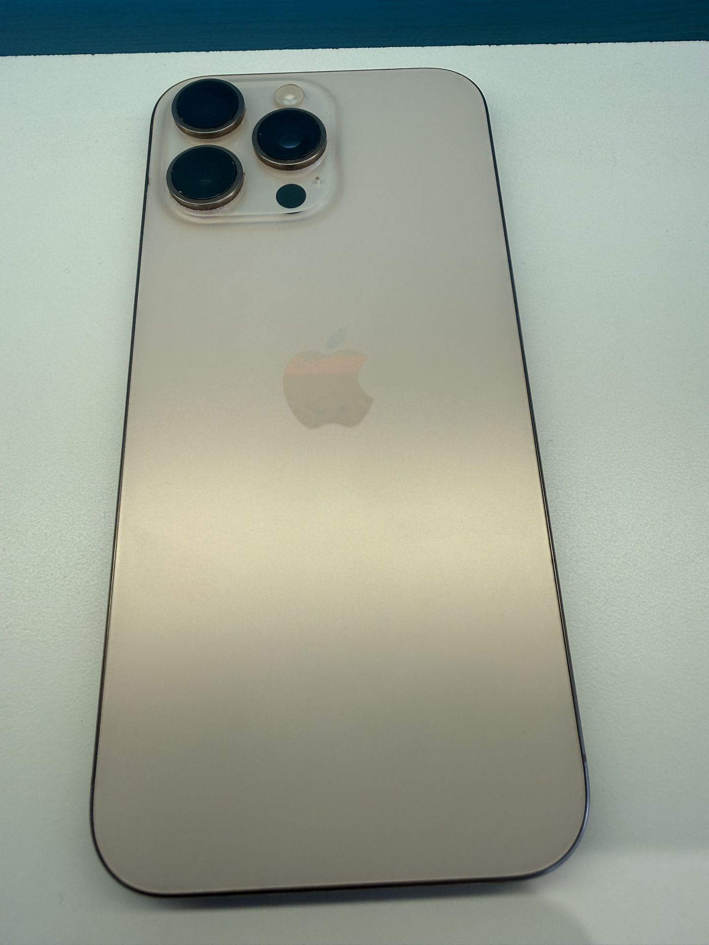 iPhone 16 Pro Max 256gb AT&T / Cricket Only 