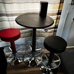 Bar Stool Set