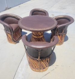 Table set , Equipal