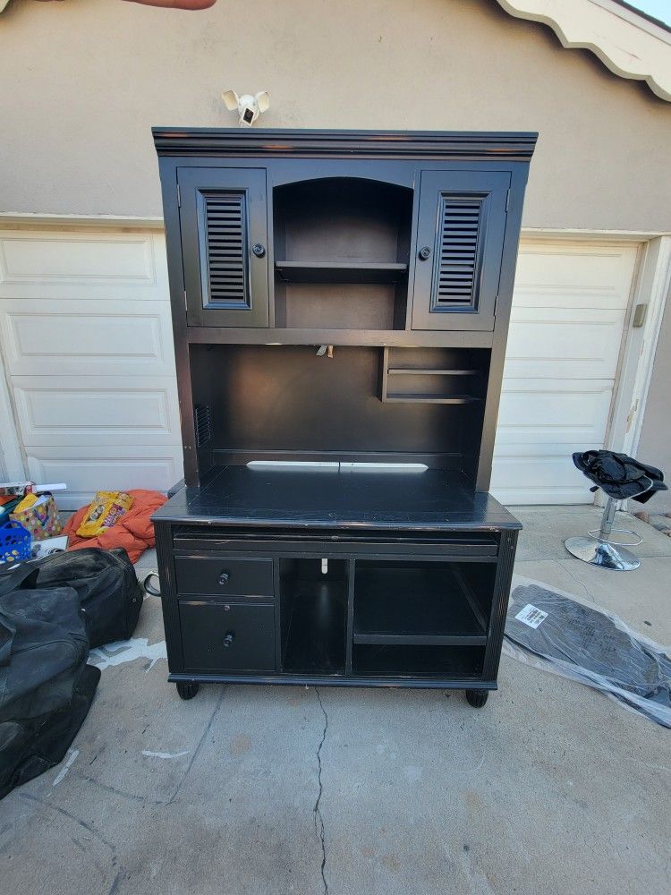 2 Piece Hutch Desk