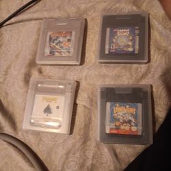 For Game Boy games with case