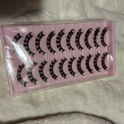 10 Pairs Of Lashes 